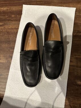 Baronero Men's Black Perforated Penny Loafers